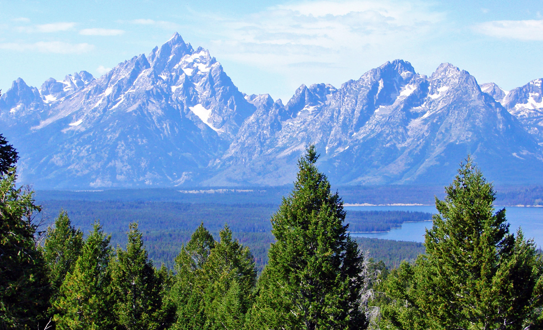 Jackson Lake and the Teton Range in Grand Teton National Park on a summer day