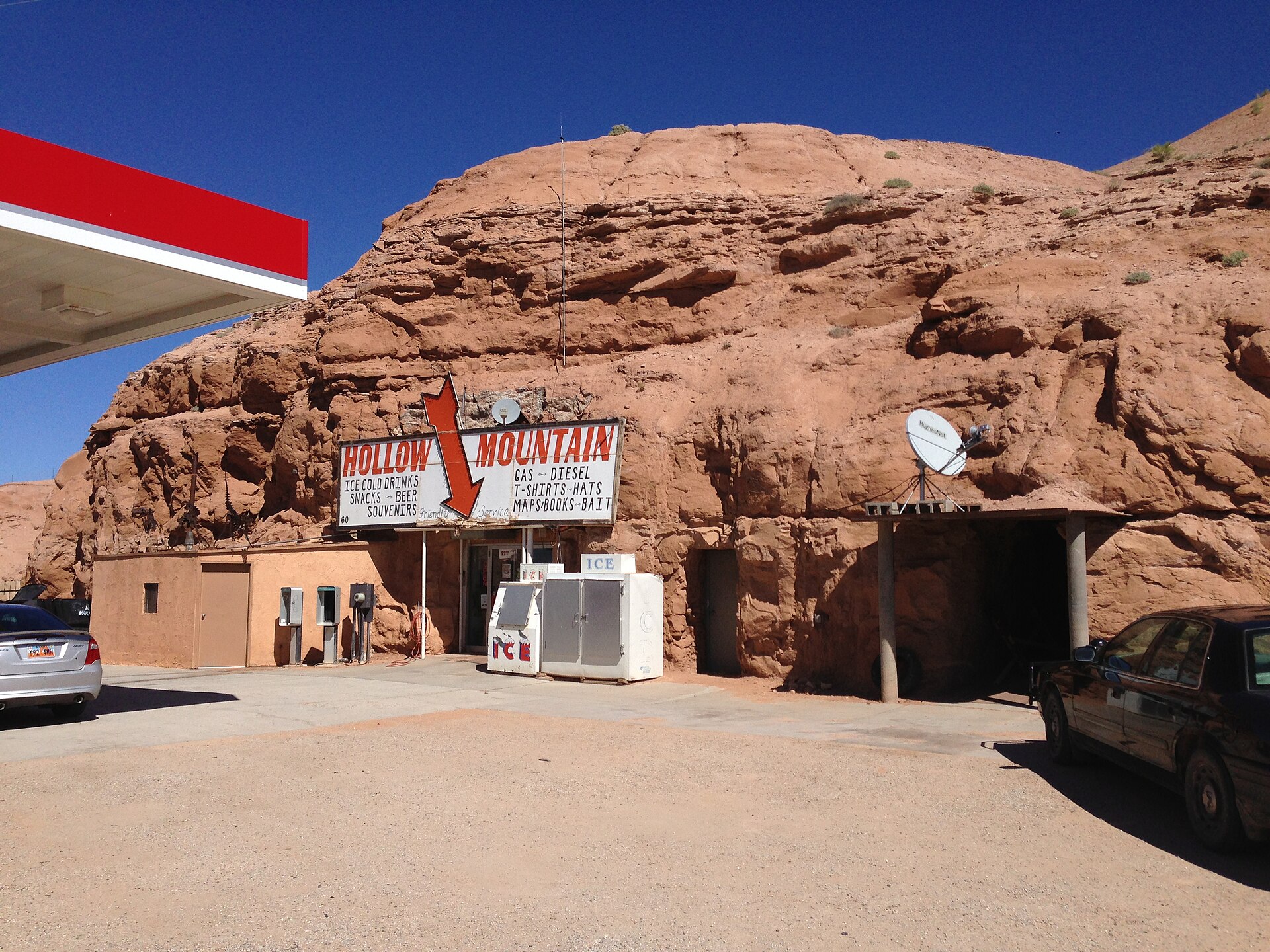 Hollow Mountain store built into a sandstone rock in Hanksville, Utah