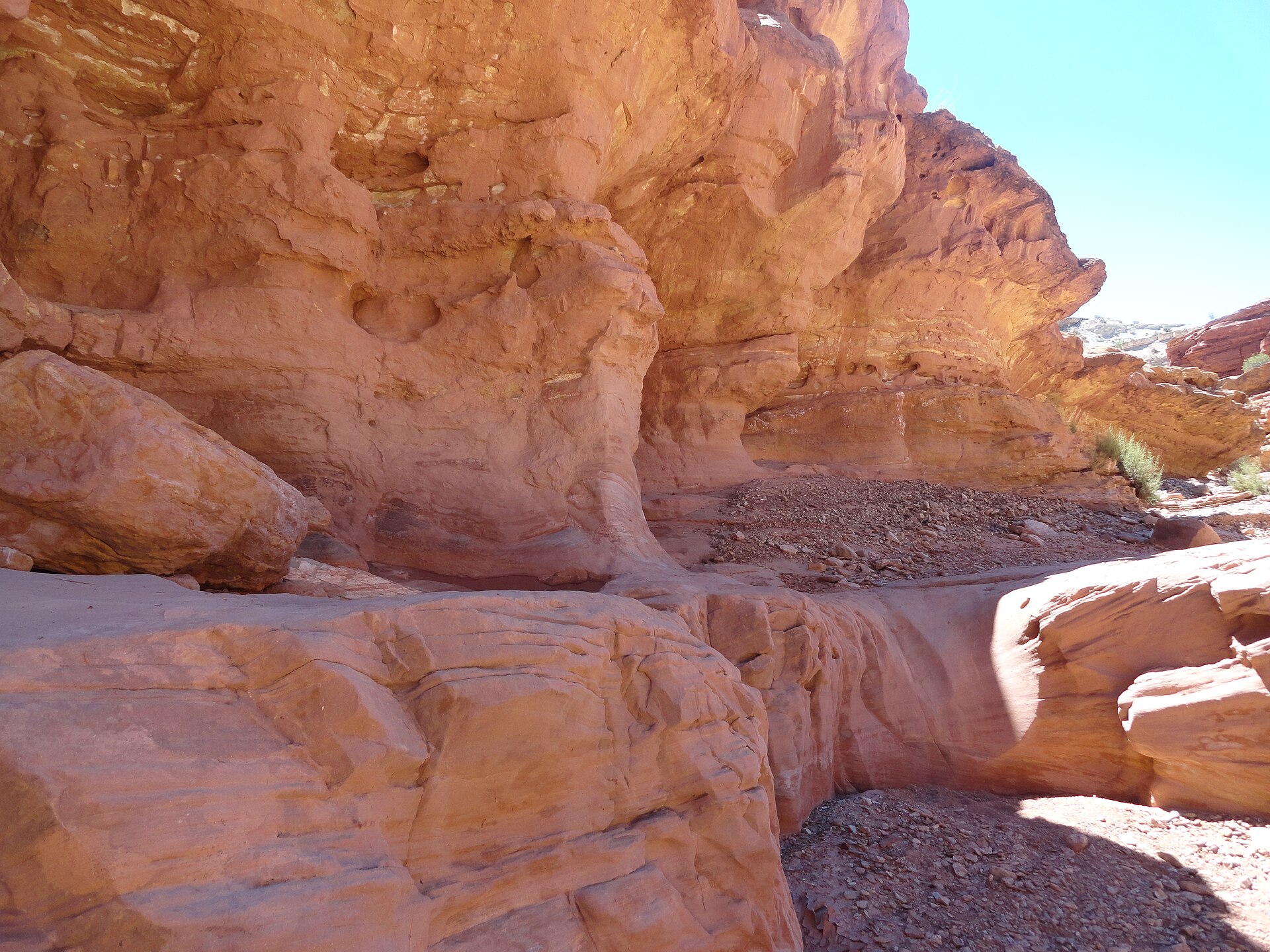 Narrow walls of Little Wild Horse Canyon slot canyon near Goblin Valley and Hanksville, Utah