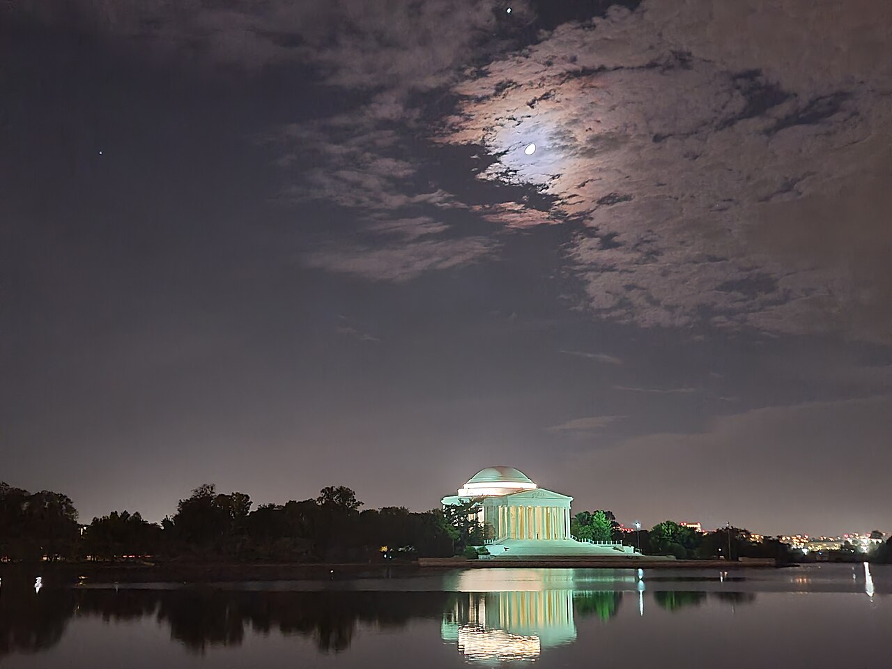Jefferson Memorial on a fall evening with autumn trees in Washington DC